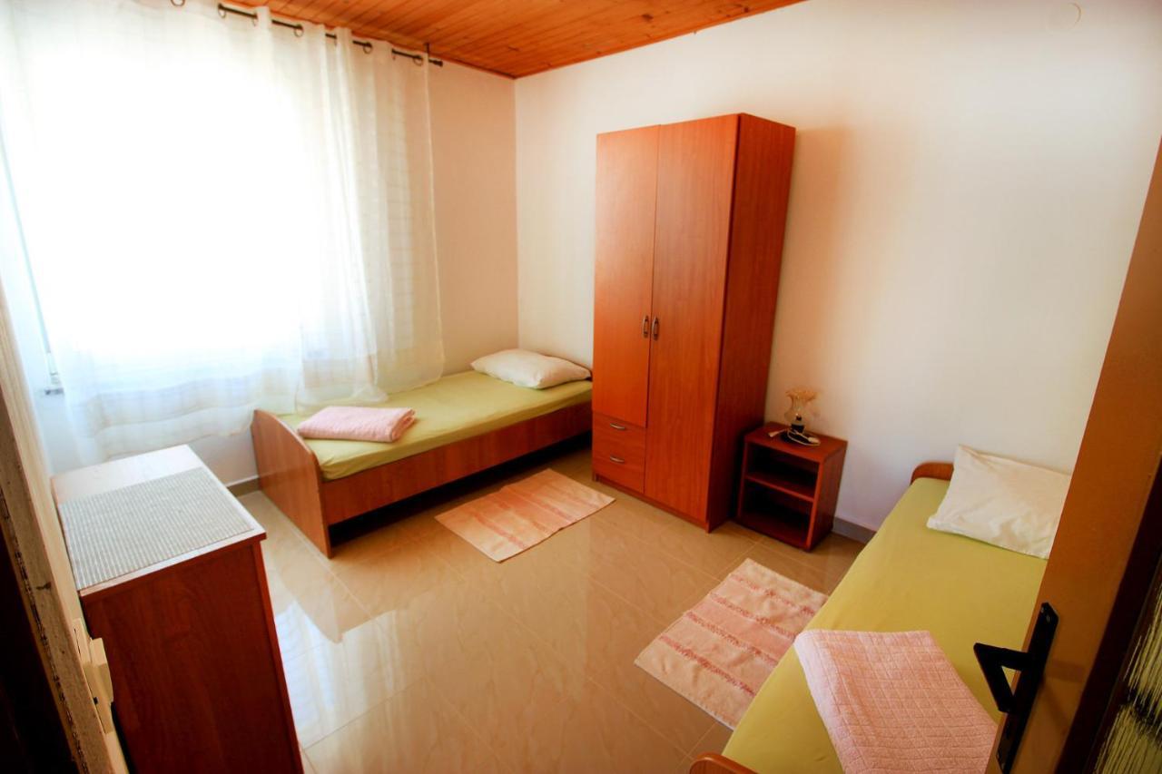 The Peaceful Vacation Metajna Exterior foto